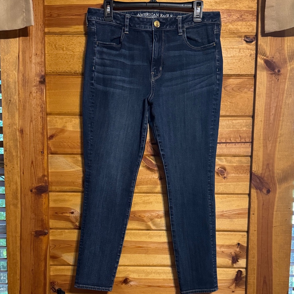 American Eagle Outfitters Women's Dark Blue Skinny Jeans (Size 14 Short)